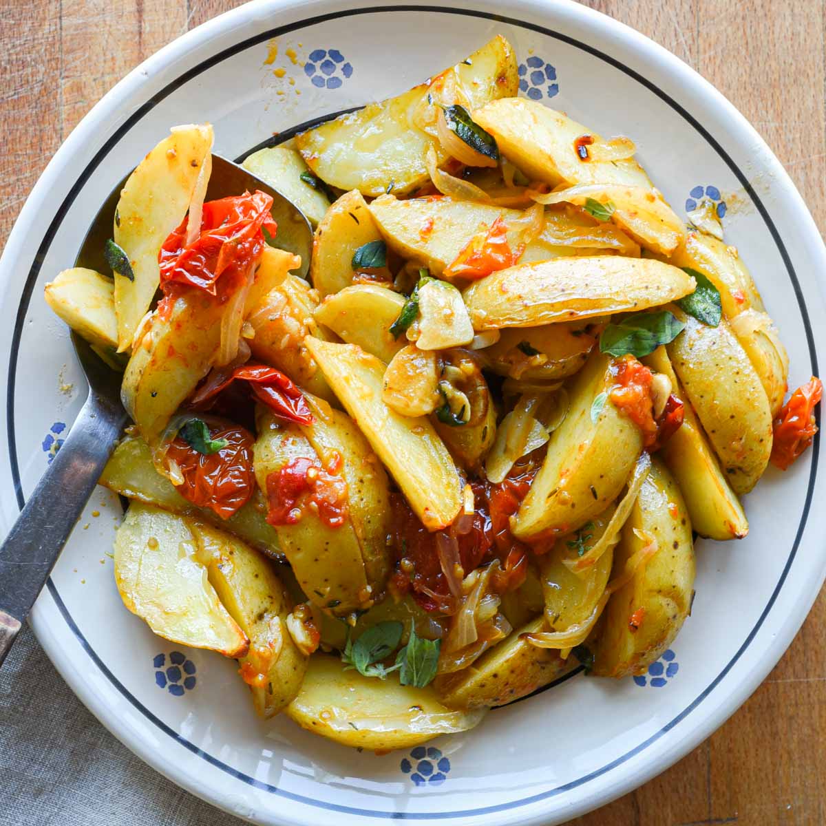 Roasted Potatoes and Tomatoes - Cozy Cravings